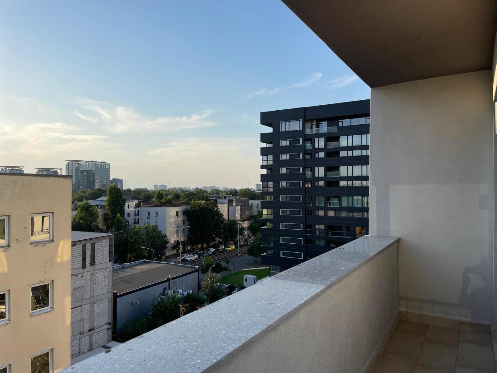 Bright New Apartament Bucureşti